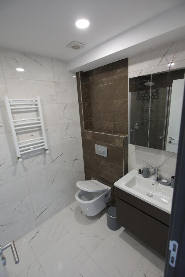 Sky Park Suites Arnavutkoy Exterior foto