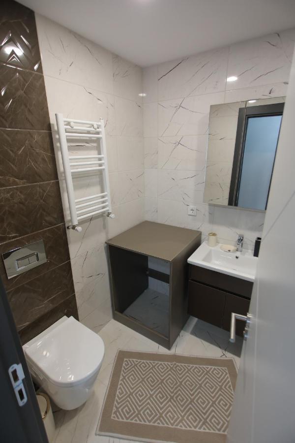 Sky Park Suites Arnavutkoy Exterior foto