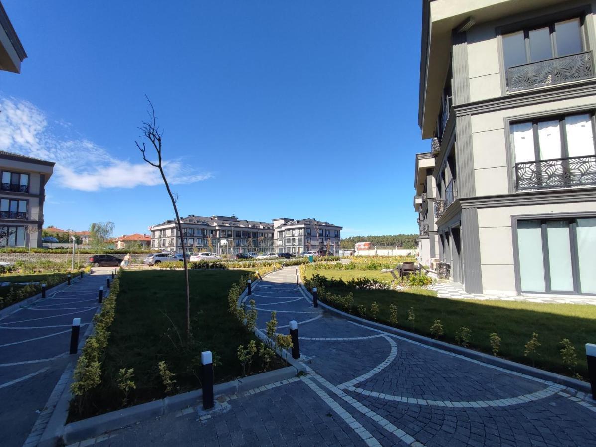 Sky Park Suites Arnavutkoy Exterior foto
